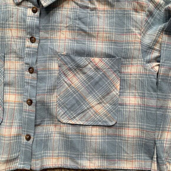 Timing Women's Blue Plaid Flannel Cropped Long Sleeve Button Down Shirt Small - Picture 8 of 11